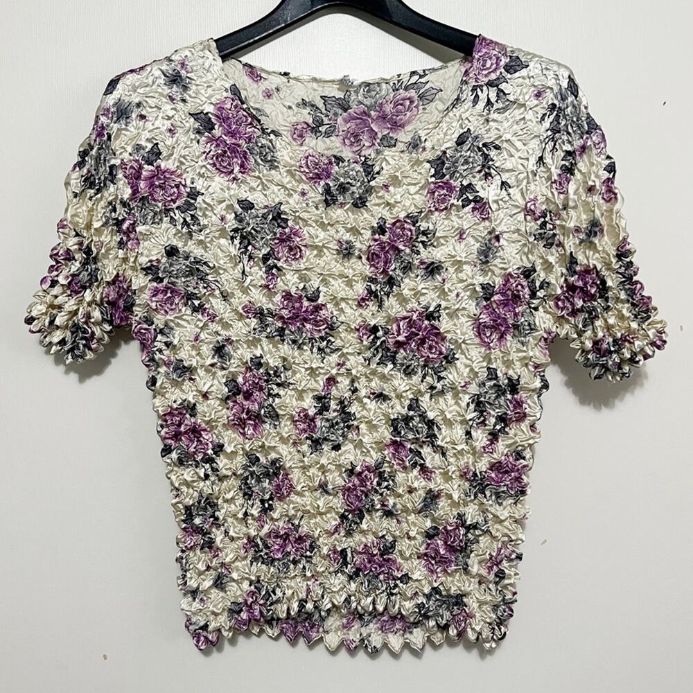 Vintage Floral Popcorn Top OSFM